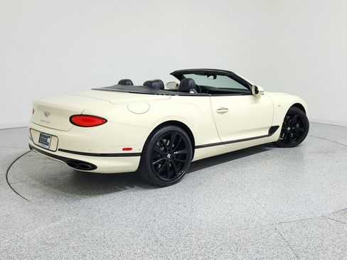 Used 2022 Bentley Continental GT image 7