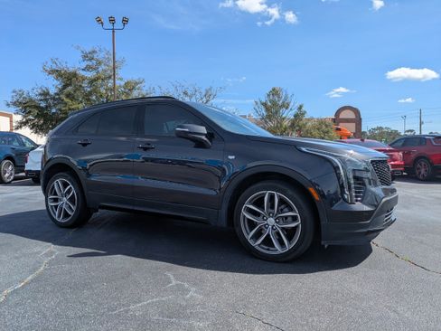Used 2023 Cadillac XT4 Sport w/ Cold Weather Package image 3