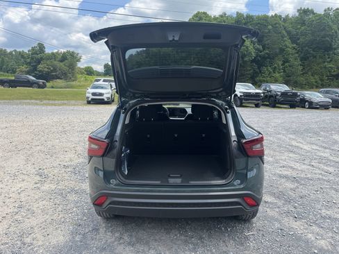 New 2026 Chevrolet Trax LS FWD image 22