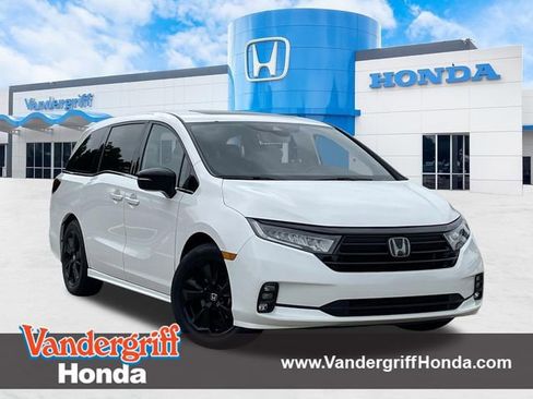 Used 2024 Honda Odyssey Sport image 1