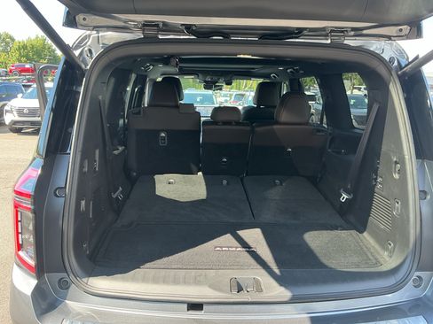Certified 2025 Nissan Armada Platinum Reserve AWD/4WD image 29