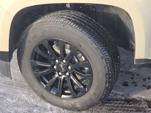 Used 2022 GMC Canyon Elevation w/ Elevation Premium Package image 22