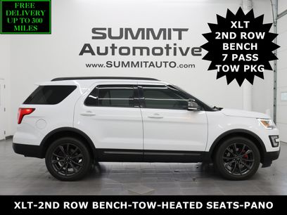 Used 2017 Ford Explorer XLT w/ XLT Appearance Package