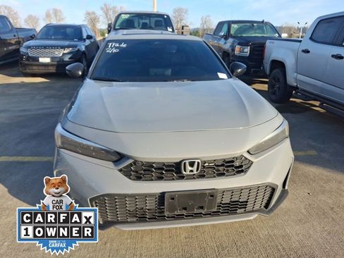 Used 2025 Honda Civic Sport image 1