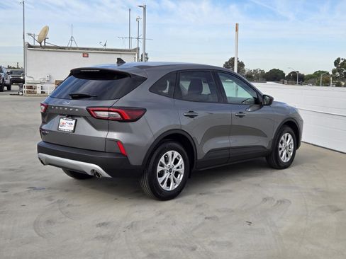 Used 2025 Ford Escape Active image 4