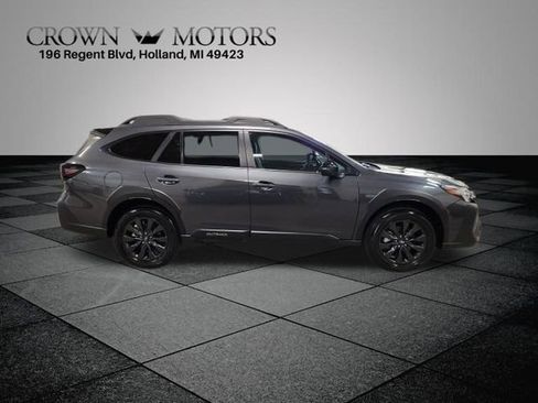 Used 2024 Subaru Outback Onyx Edition XT image 2