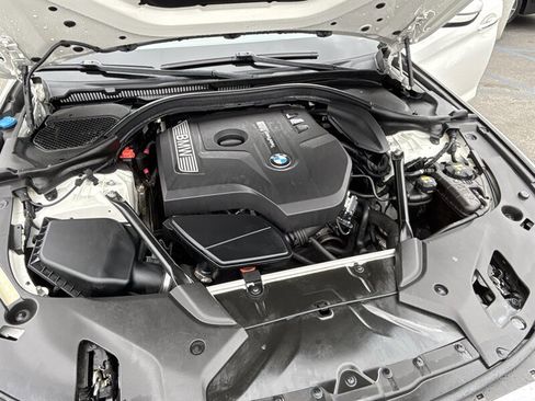 Used 2018 BMW 530i RWD image 13