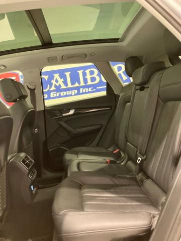 Used 2018 Audi Q5 2.0T Premium Plus w/ Premium Plus Package AWD/4WD image 28