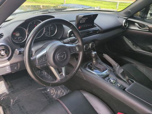 Used 2018 MAZDA MX-5 Miata RF Grand Touring image 14