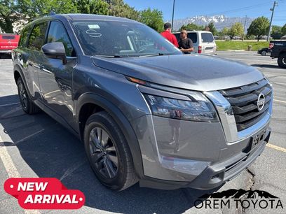 Used 2025 Nissan Pathfinder SV