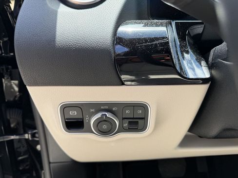 Used 2026 Mercedes-Benz GLA 250 image 6