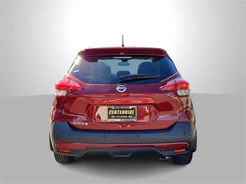 Used 2020 Nissan Kicks SR w/ SR Premium Package image 7