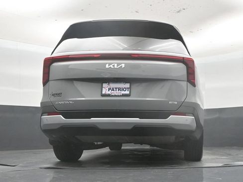 Used 2025 Kia Carnival EX FWD image 53