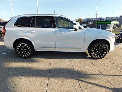 New 2026 Volvo XC90 B6 Ultra w/ Protection Package AWD/4WD image 7