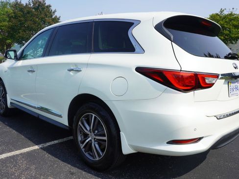 Used 2017 INFINITI QX60 Luxe w/ Premium Plus Package AWD/4WD image 5