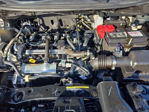 Used 2024 Nissan Versa S w/ S Plus Package FWD image 31