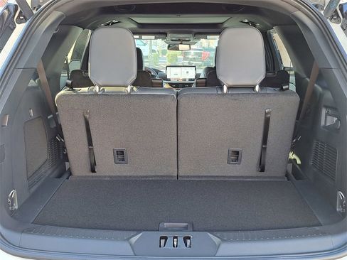 New 2026 Ford Explorer ST-Line w/ ST-Line Street Pack image 14