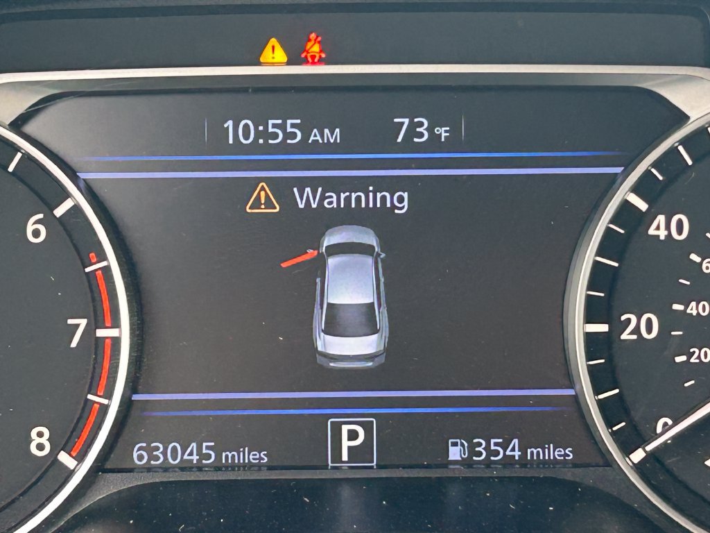 Used 2024 Nissan Altima 2.5 SV FWD image 21