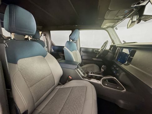 Used 2022 Ford Bronco Outer Banks AWD/4WD image 34