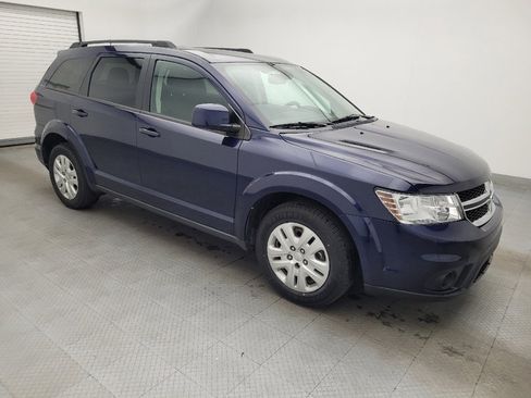Used 2019 Dodge Journey SE image 11