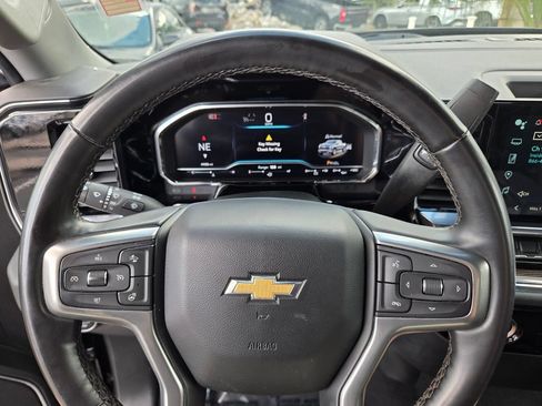 Used 2024 Chevrolet Silverado 1500 LT AWD/4WD image 30