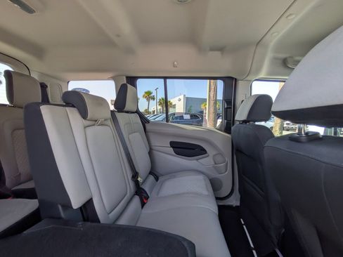 Used 2022 Ford Transit Connect XLT FWD image 17