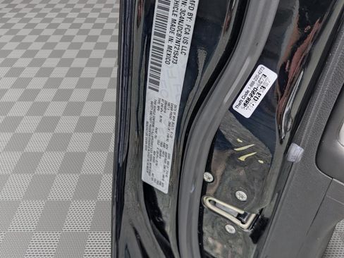 Used 2022 Jeep Compass High Altitude AWD/4WD image 17