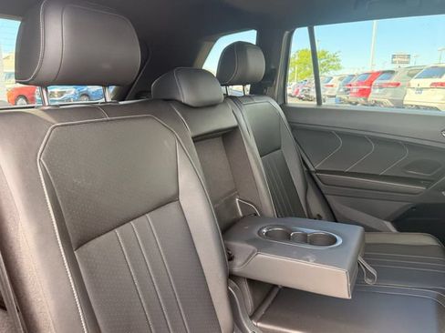 Certified 2024 Volkswagen Tiguan SE R-Line AWD/4WD image 14