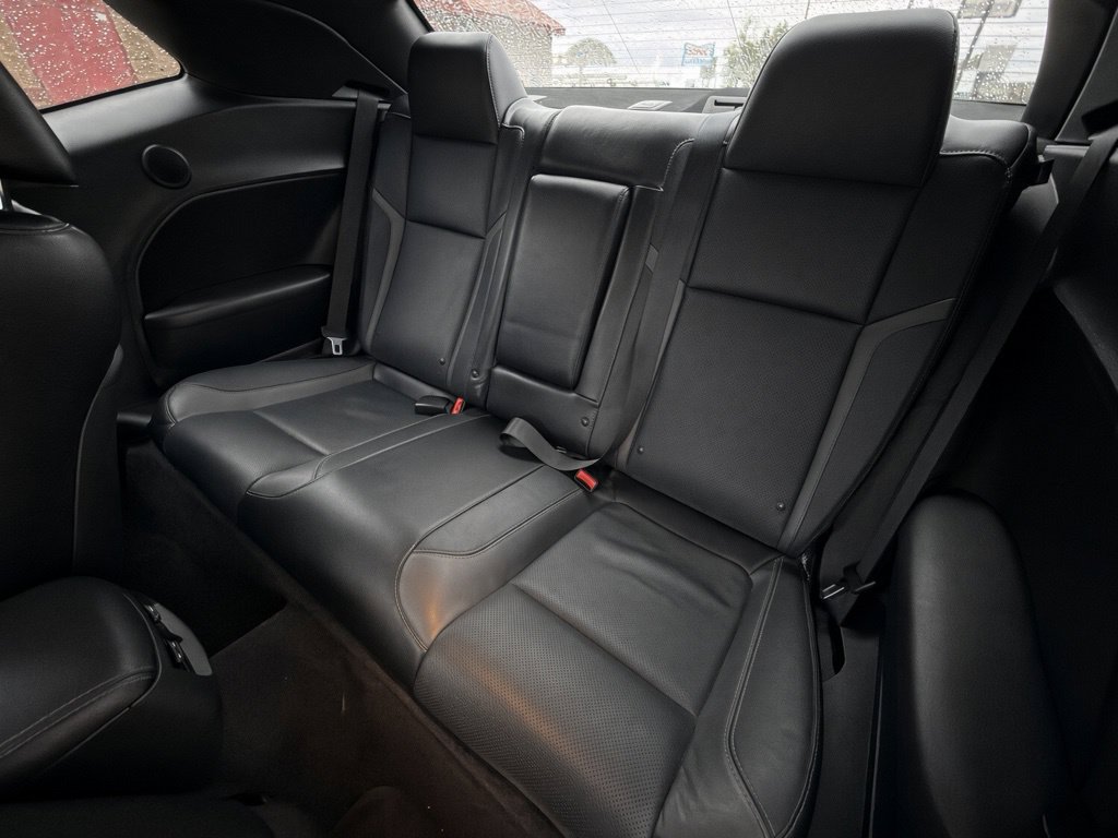 Used 2018 Dodge Challenger R/T Plus RWD image 16