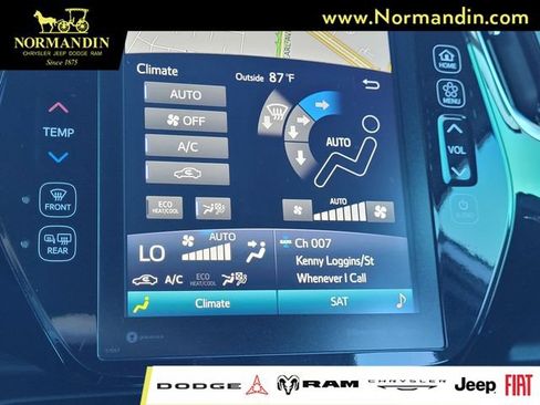 Used 2022 Toyota Prius Prime XLE FWD image 11