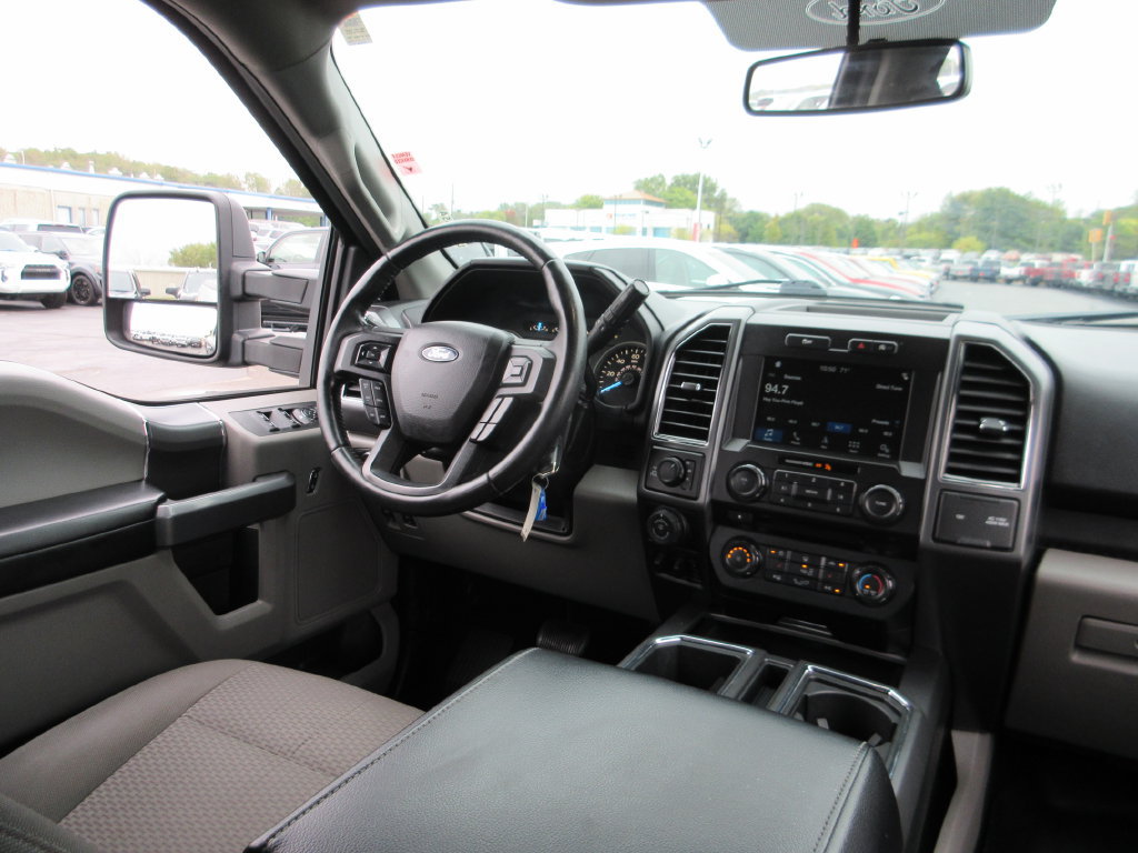 Used 2018 Ford F150 XLT w/ Equipment Group 302A Luxury AWD/4WD image 28