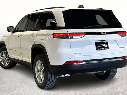 New 2025 Jeep Grand Cherokee Laredo X w/ Luxury Tech Group I image 5