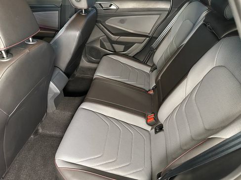 Used 2025 Volkswagen Jetta GLI Autobahn FWD image 21
