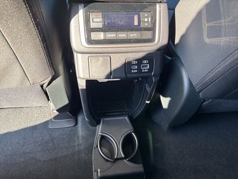 Certified 2024 Subaru Ascent Premium w/ Convenience Package image 5