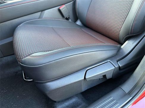 New 2026 Nissan Kicks SR image 15