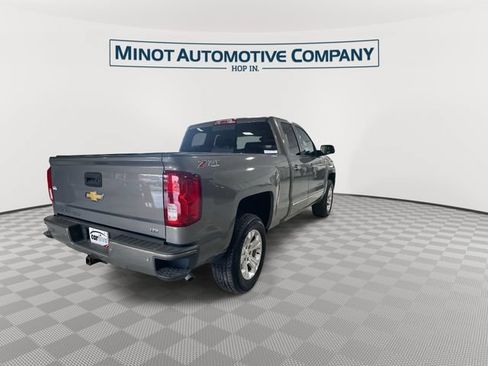 Used 2017 Chevrolet Silverado 1500 LTZ Z71 w/ LTZ Plus Package AWD/4WD image 8