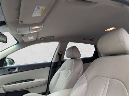 Used 2018 Kia Optima EX FWD image 10