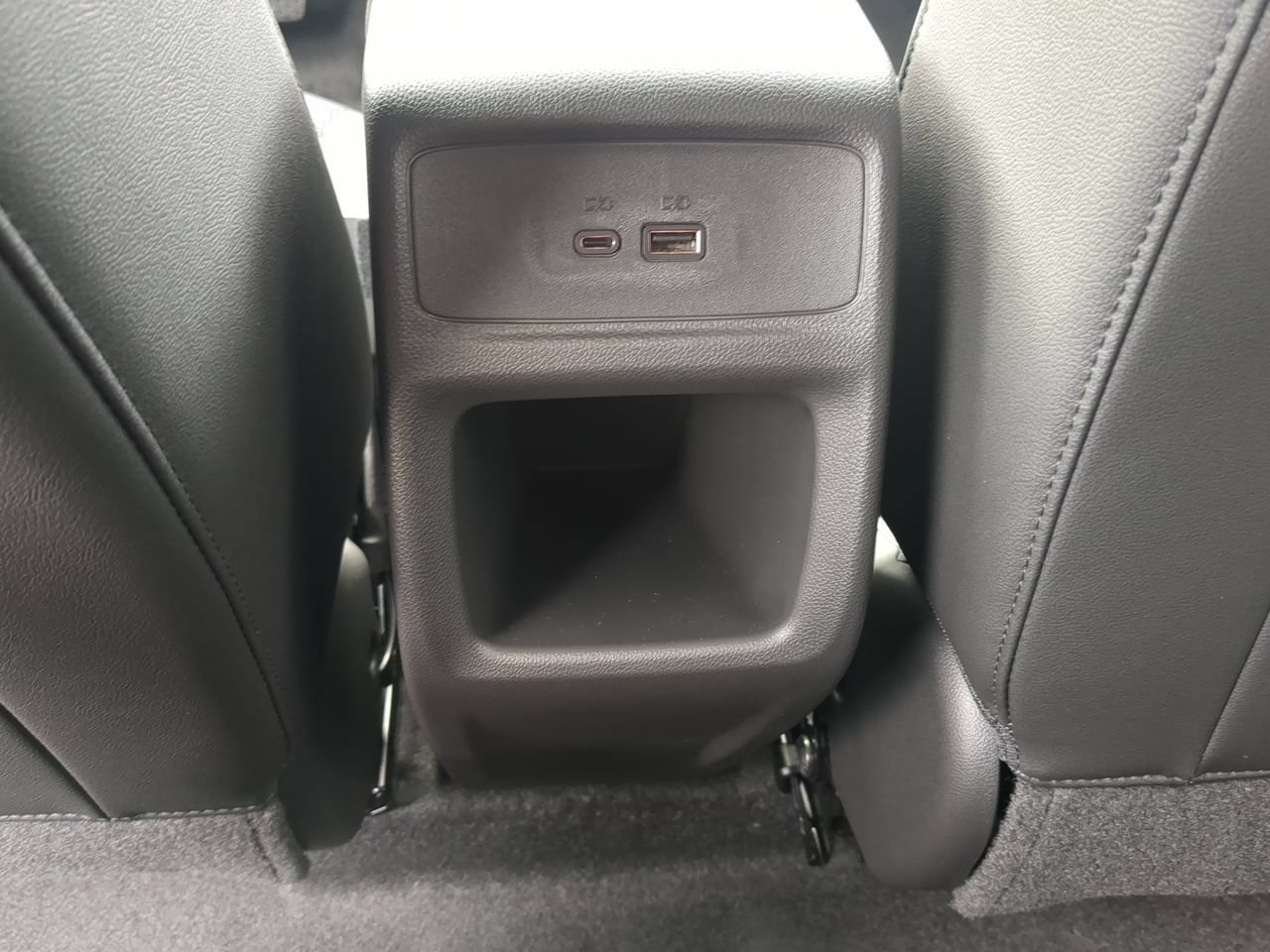 New 2026 Buick Envista Sport Touring w/ Convenience I Package FWD image 25