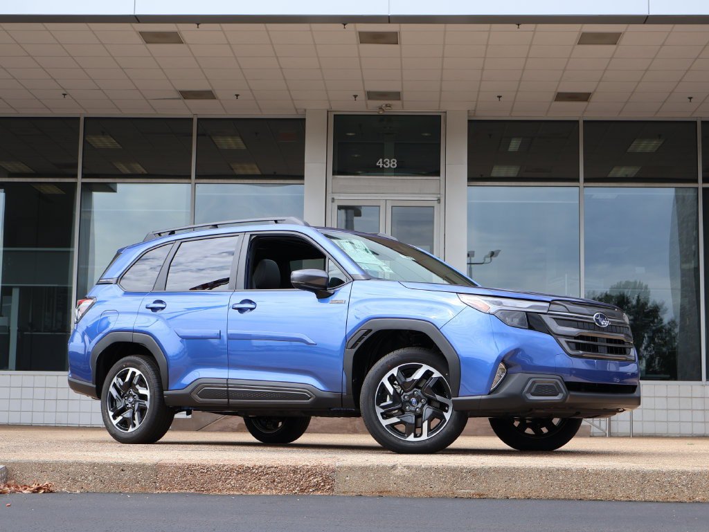 New 2026 Subaru Forester Limited AWD/4WD image 1