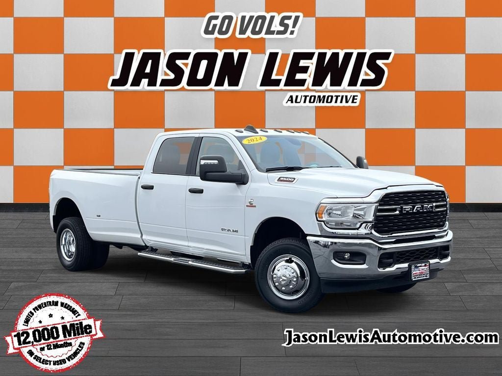 Used 2024 RAM 3500 Big Horn AWD/4WD image 1