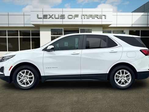 Used 2024 Chevrolet Equinox LT image 2