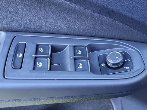 Used 2022 Volkswagen GTI Autobahn image 12