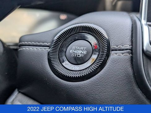 Used 2022 Jeep Compass High Altitude AWD/4WD image 28
