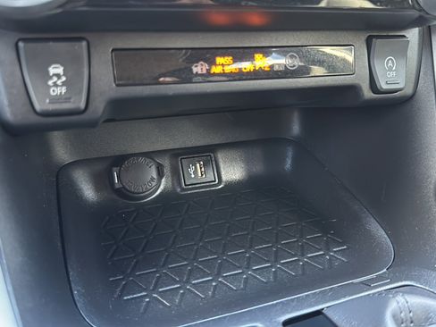 Used 2024 Toyota RAV4 LE AWD/4WD image 34