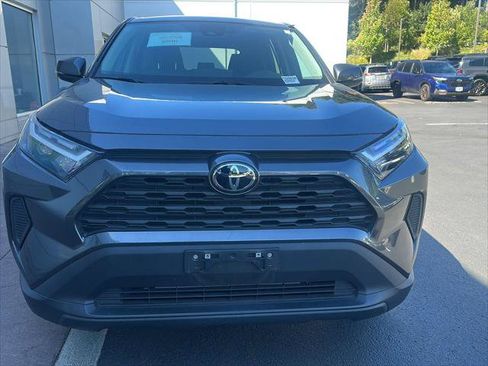 Certified 2024 Toyota RAV4 LE AWD/4WD image 7