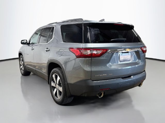 Used 2019 Chevrolet Traverse LT w/ LT Premium Package AWD/4WD image 9