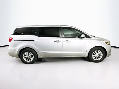 Used 2018 Kia Sedona L FWD image 25