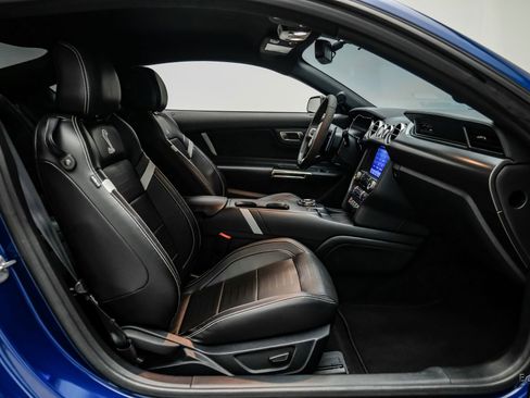 Used 2022 Ford Mustang Shelby GT500 w/ Technology Package image 51