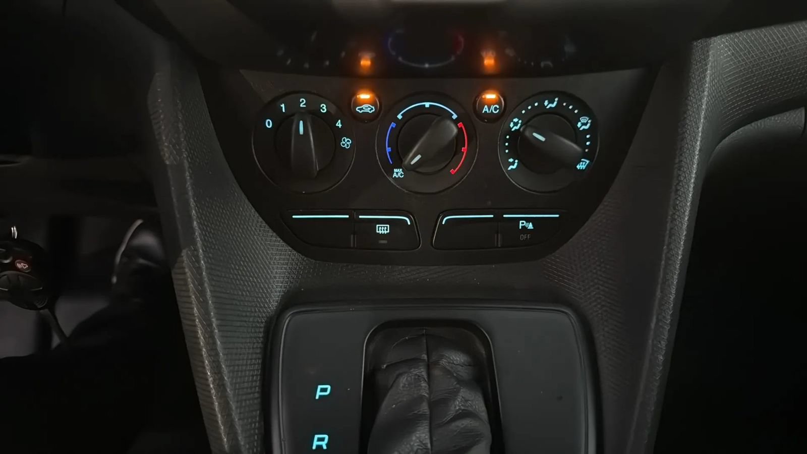 Used 2018 Ford Transit Connect XLT FWD image 38