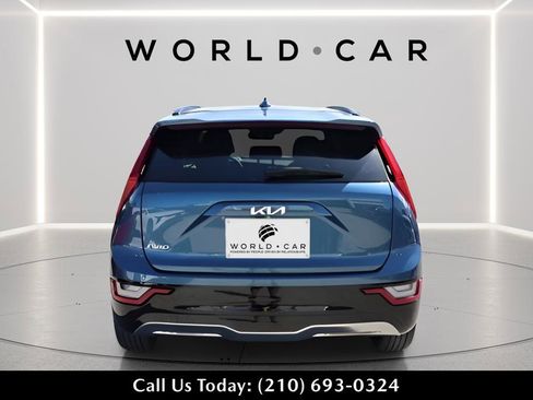 Certified 2024 Kia Niro Wave image 6